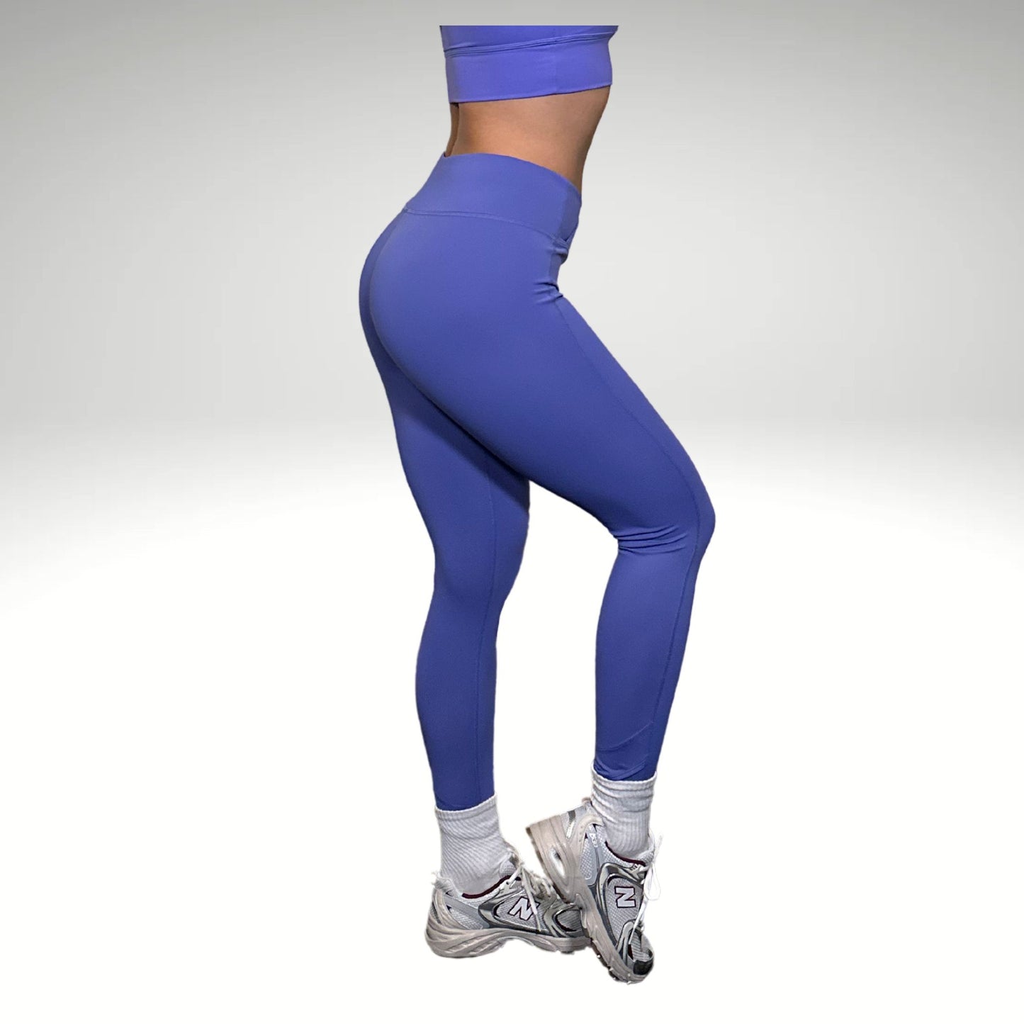 Flow collection: V-waist leggings